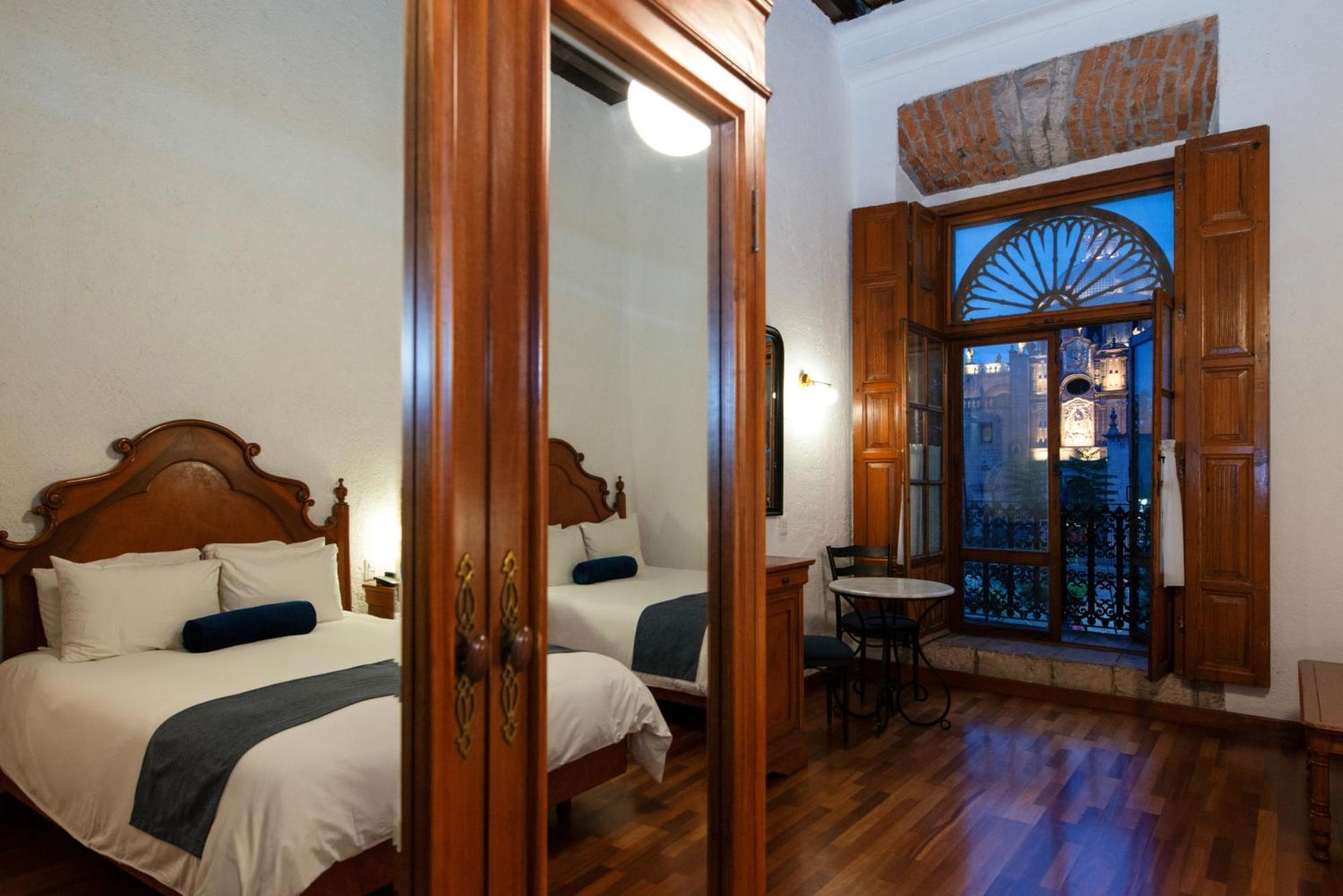 Hotel Los Juaninos Morelia Extérieur photo