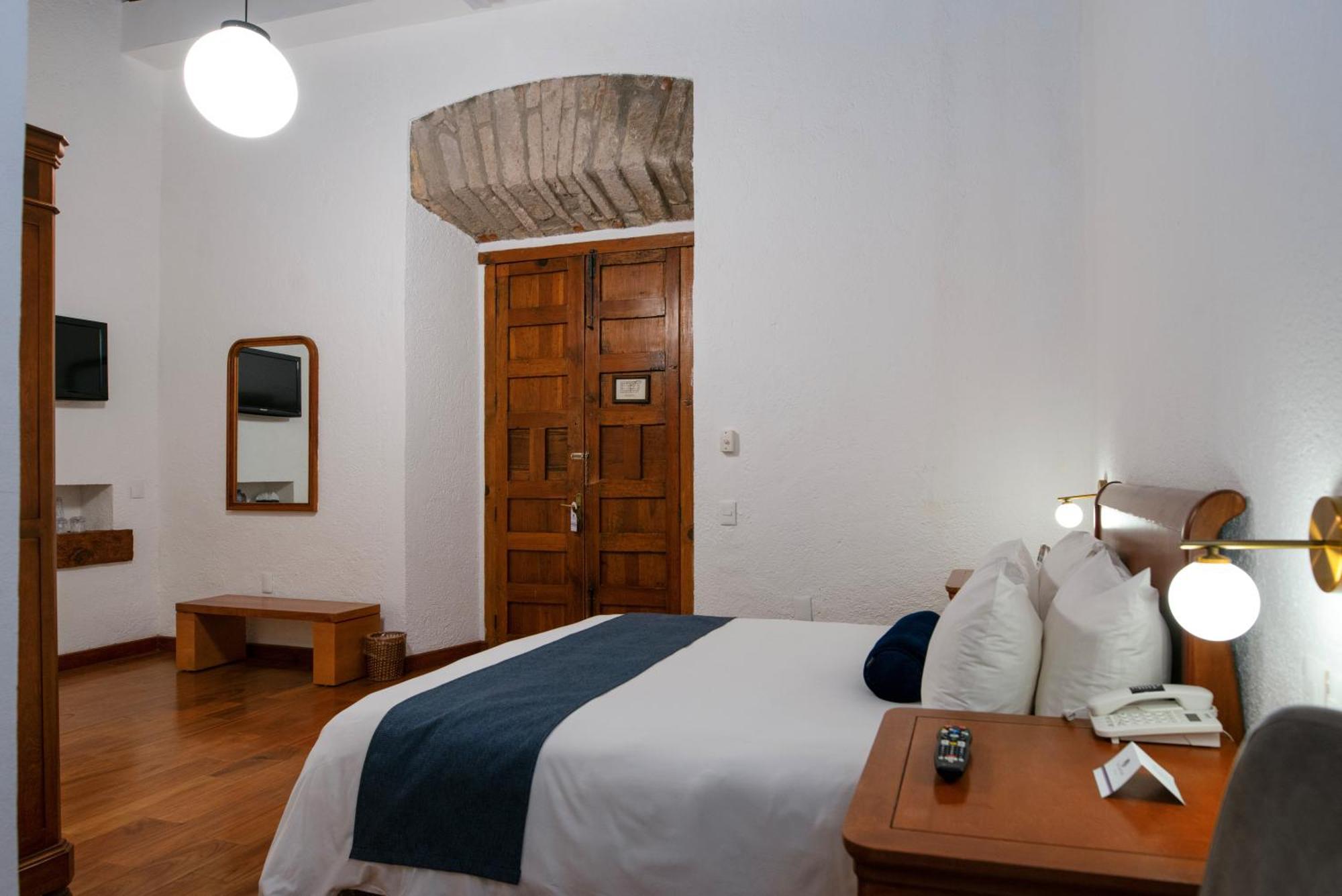 Hotel Los Juaninos Morelia Extérieur photo