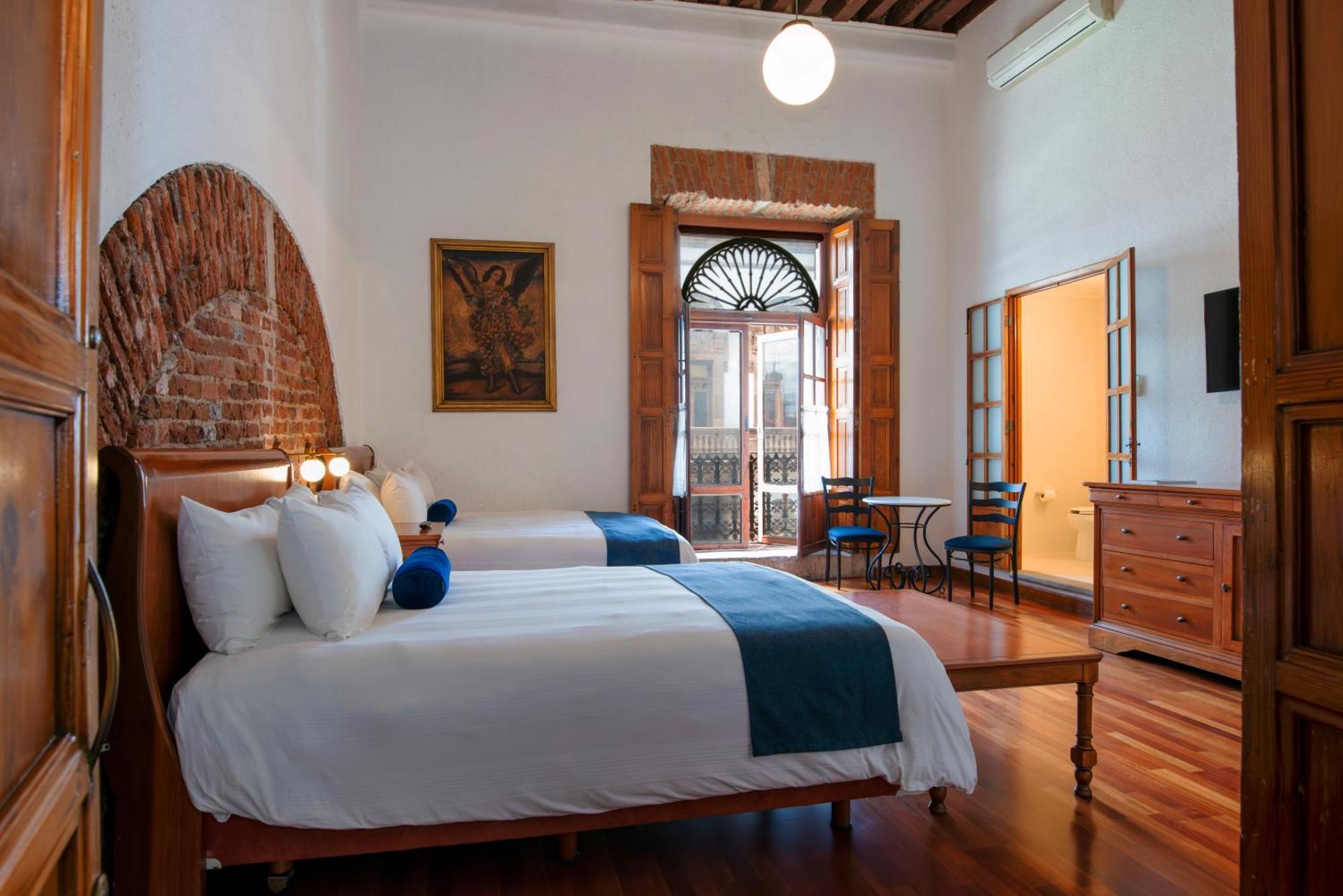 Hotel Los Juaninos Morelia Extérieur photo
