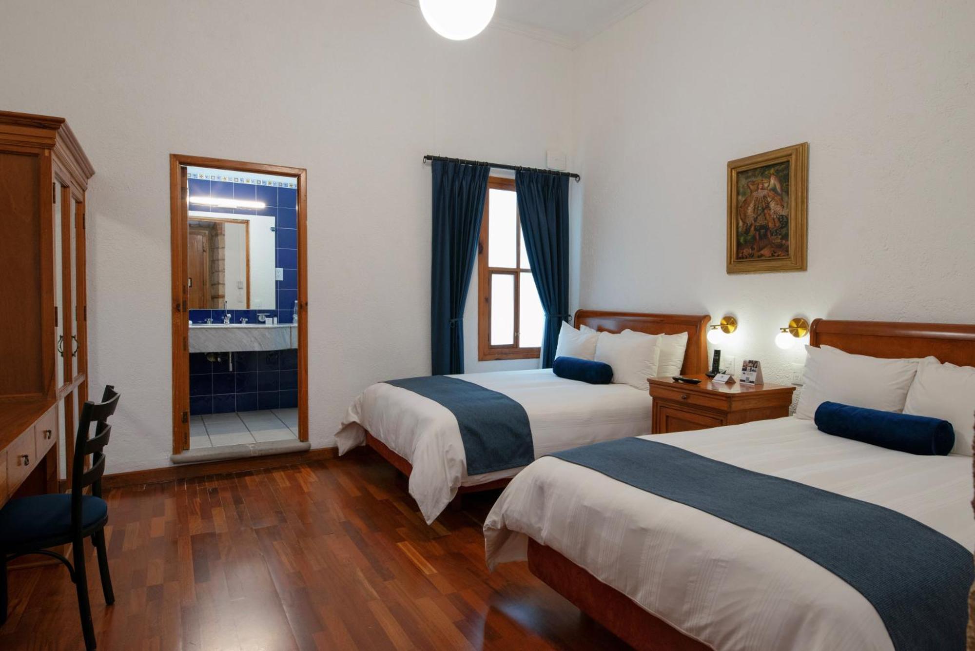 Hotel Los Juaninos Morelia Extérieur photo