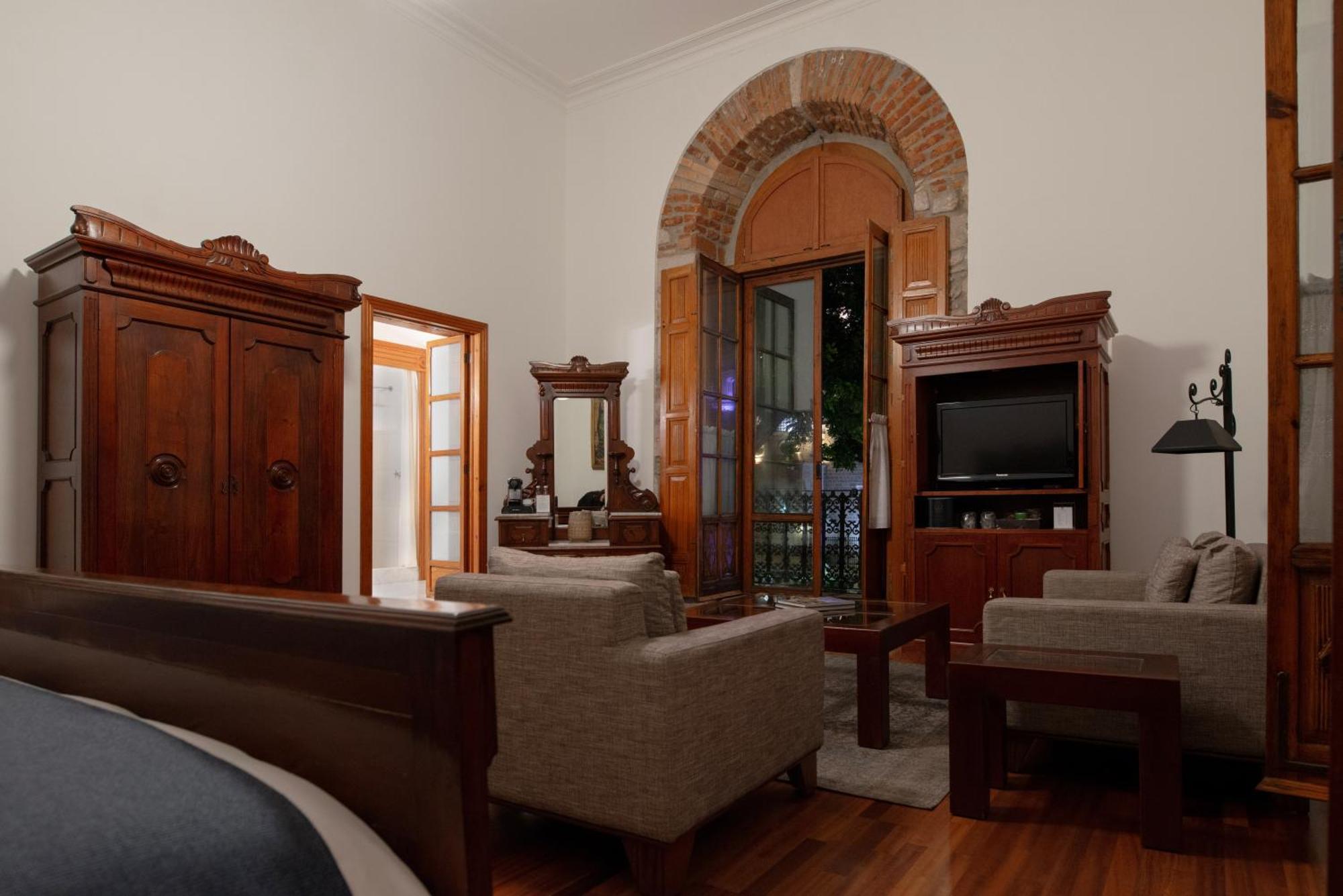 Hotel Los Juaninos Morelia Extérieur photo